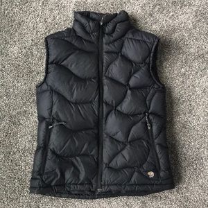 Mountain Hardware down vest